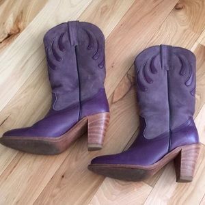 Frye lavender boots 7.5